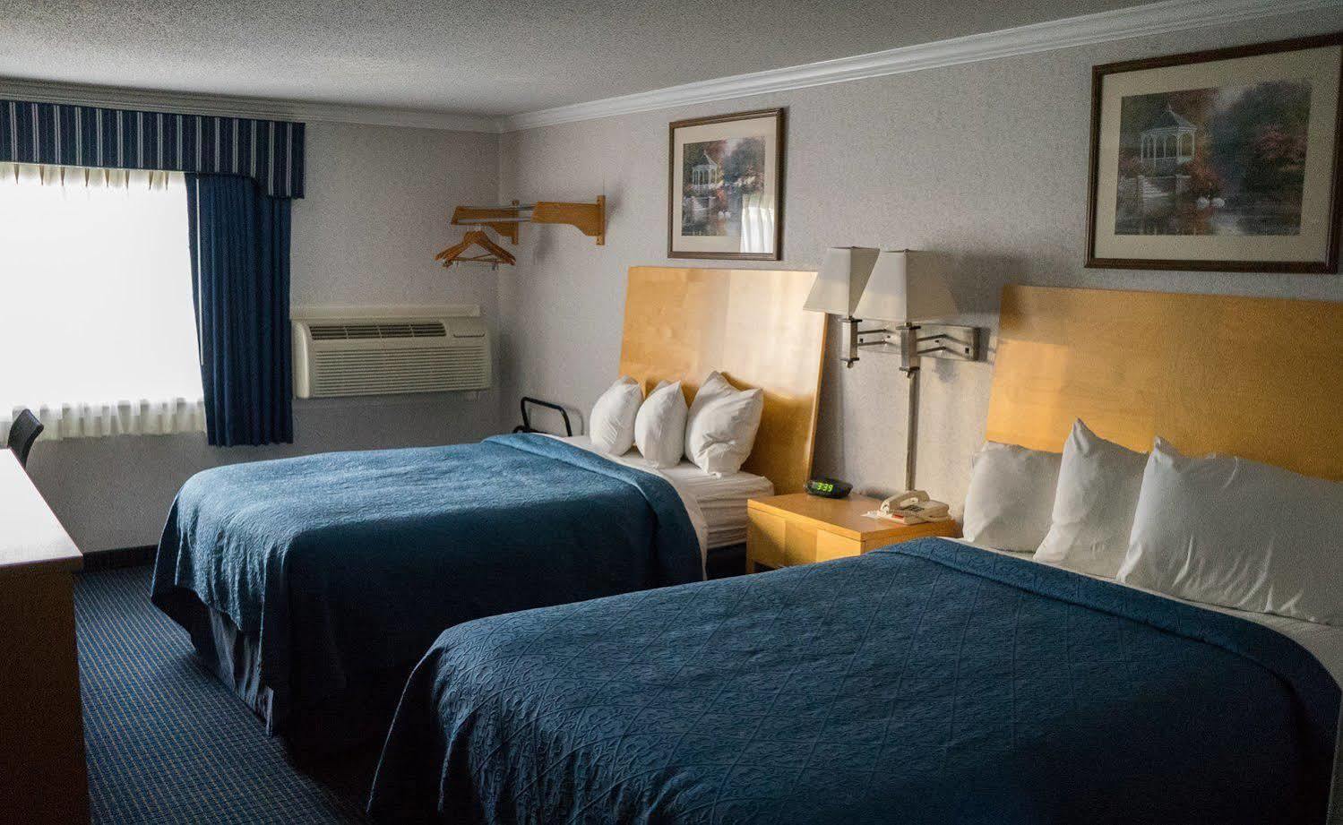 Red Roof Inn & Suites Newport - Middletown, Ri Exteriér fotografie